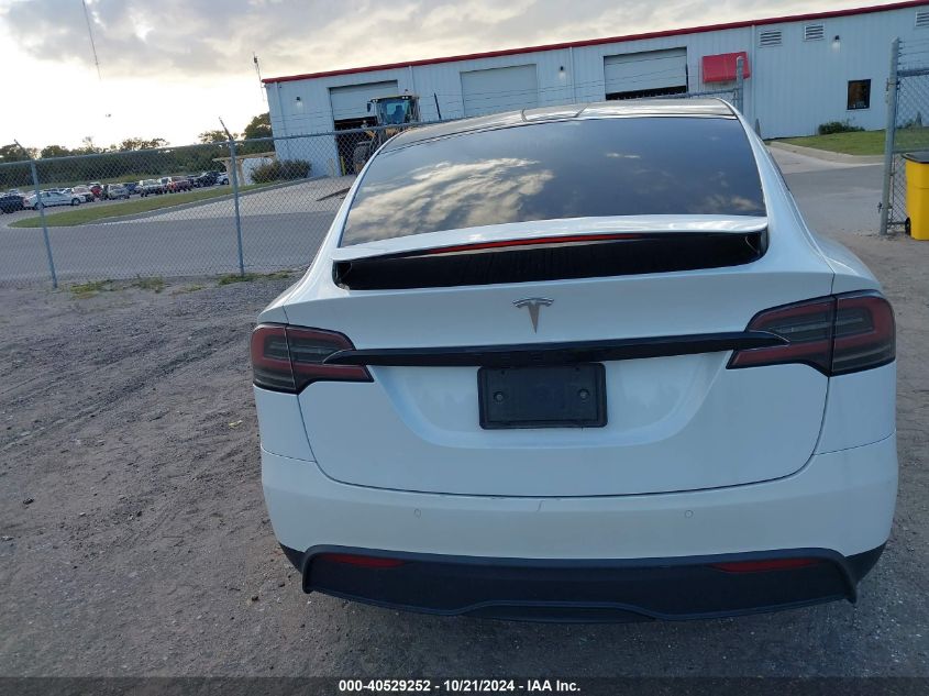 2022 Tesla Model X Dual Motor All-Wheel Drive VIN: 7SAXCBE56NF344045 Lot: 40529252