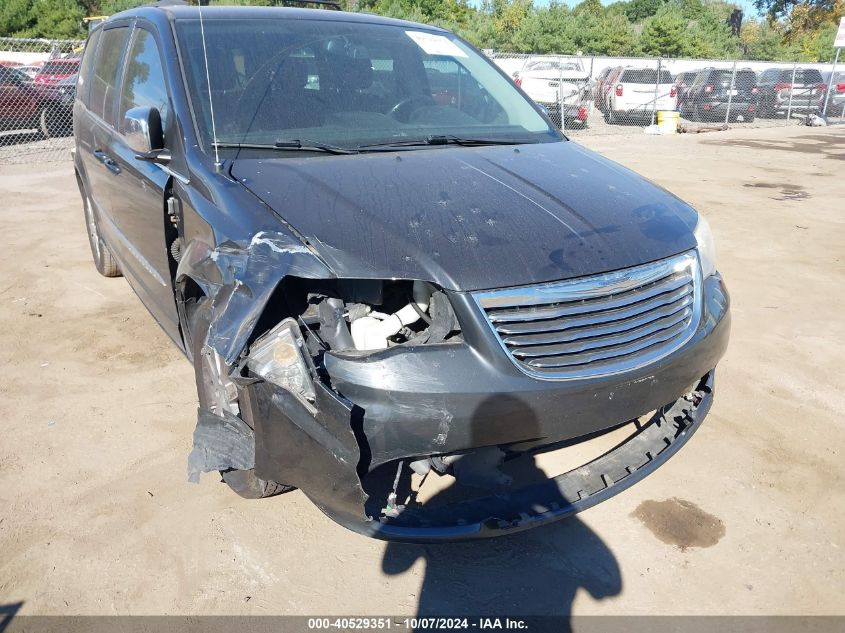 2A4RR8DG2BR781240 2011 Chrysler Town & Country Touring-L