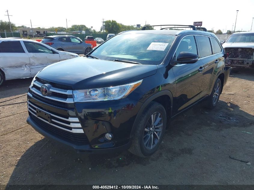 5TDJZRFH6HS392390 2017 TOYOTA HIGHLANDER - Image 2