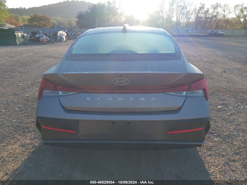 KMHLS4DG1RU654819 2024 Hyundai Elantra Sel