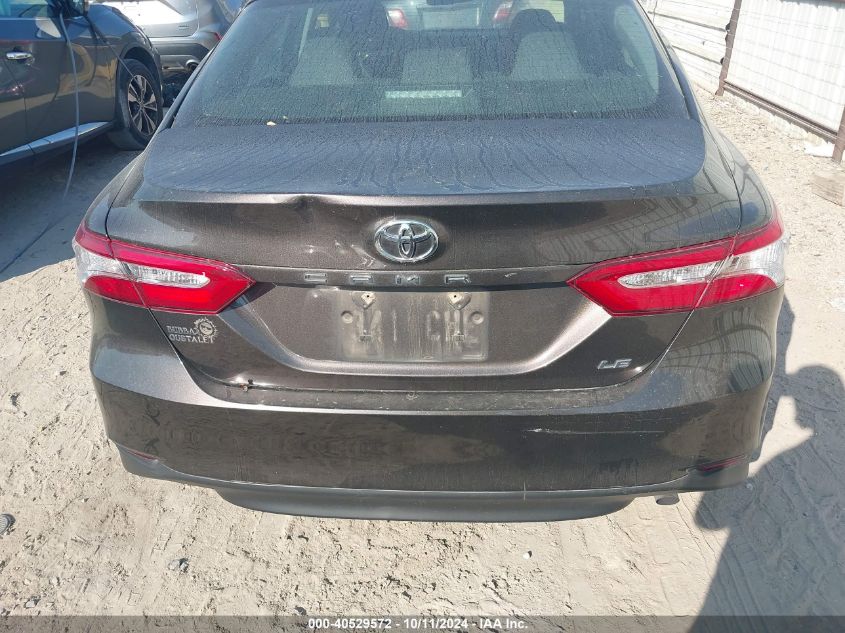 4T1B11HK7JU089847 2018 Toyota Camry Le