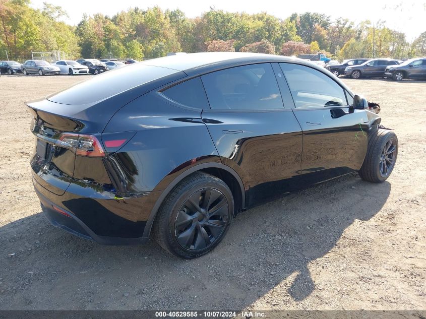 VIN 7SAYGDED5RF130214 2024 TESLA MODEL Y no.4