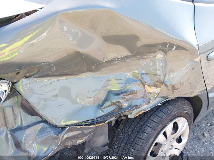 KMHDU4AD0AU879049 2010 Hyundai Elantra Gls