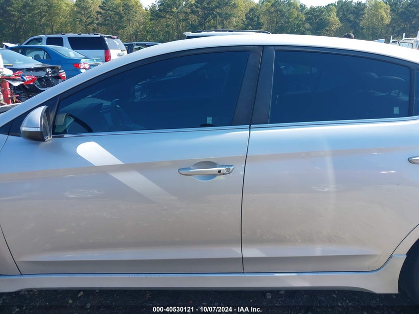 2018 HYUNDAI ELANTRA SPORT - KMHD04LB4JU515692