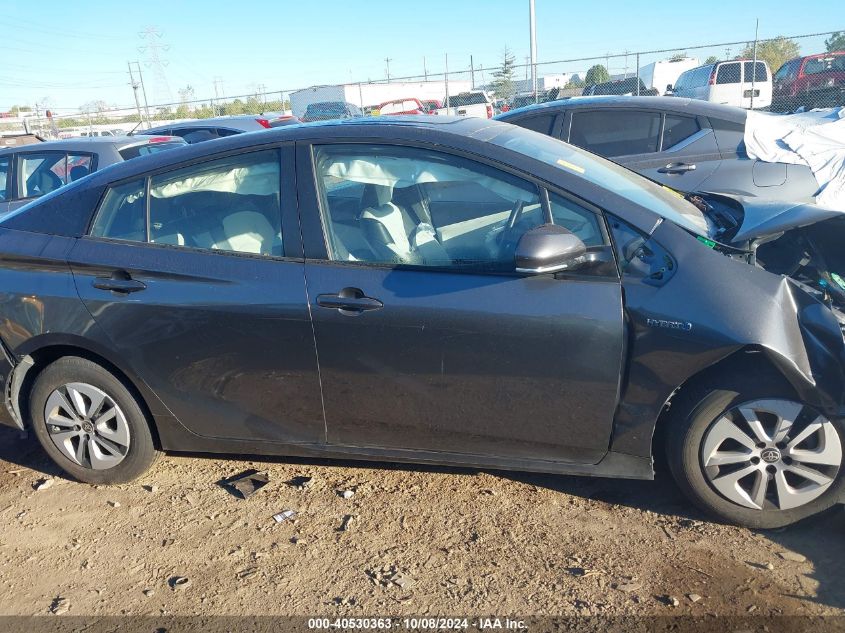 JTDKARFUXJ3064521 2018 Toyota Prius Four