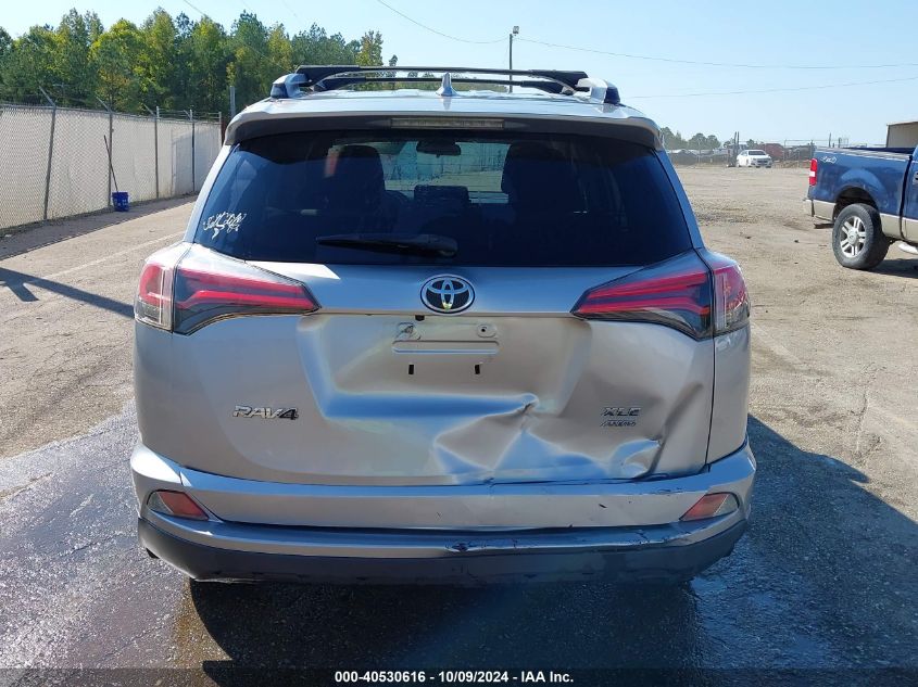 JTMRFREV8JJ223624 2018 Toyota Rav4 Xle