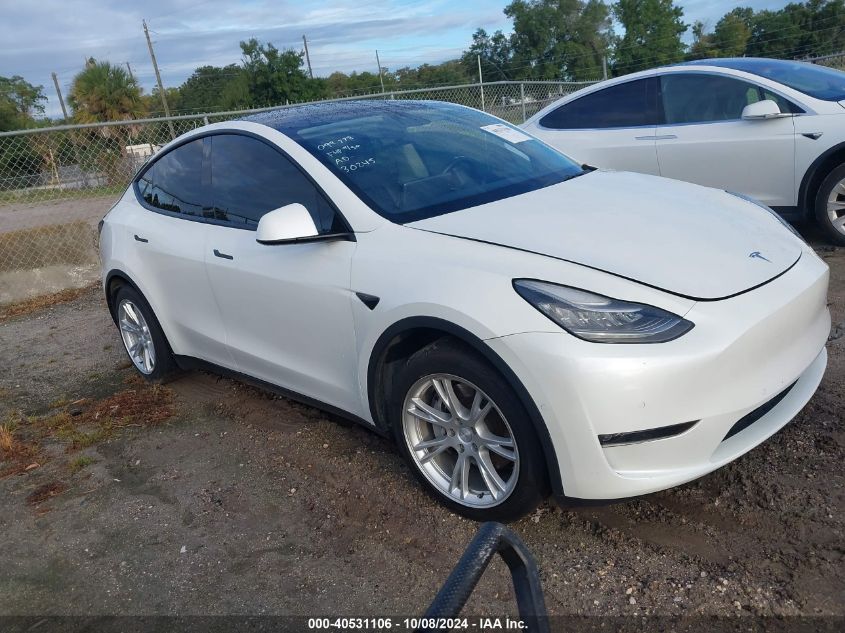 5YJYGDEE6MF099778 2021 TESLA MODEL Y - Image 1