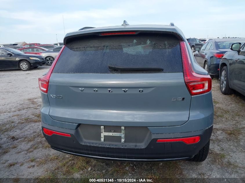 2023 Volvo Xc40 B5 Plus Dark Theme VIN: YV4L12UW6P2969723 Lot: 40531345