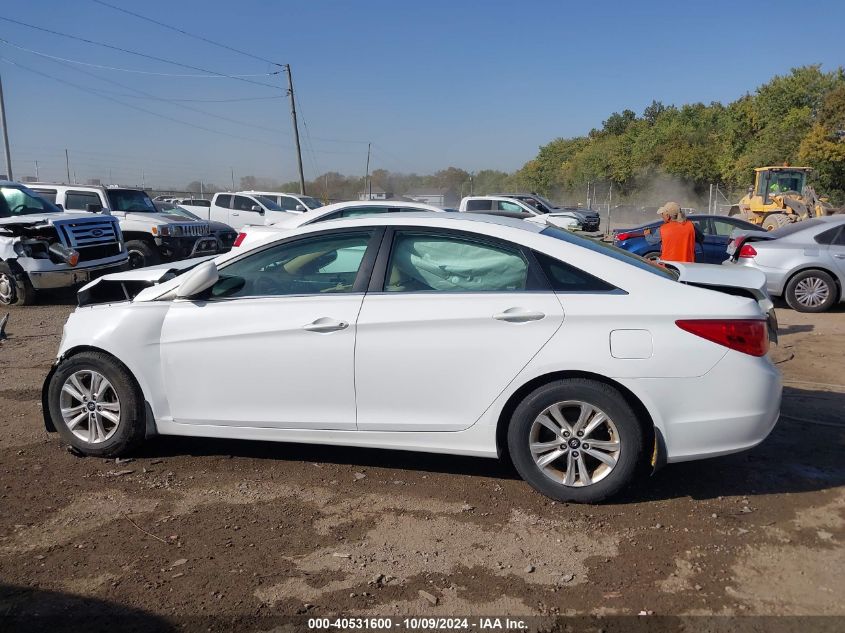 5NPEB4AC5DH557303 2013 Hyundai Sonata Gls