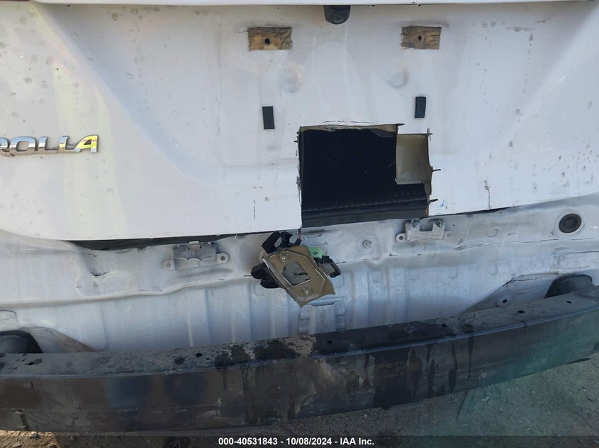 2017 TOYOTA COROLLA LE - 5YFBURHE9HP617562