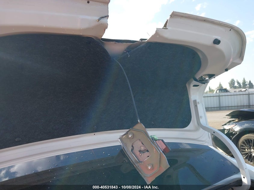 2017 TOYOTA COROLLA LE - 5YFBURHE9HP617562