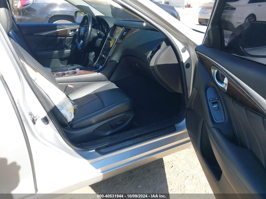 2018 INFINITI Q50 3.0T LUXE - JN1EV7AR4JM431905