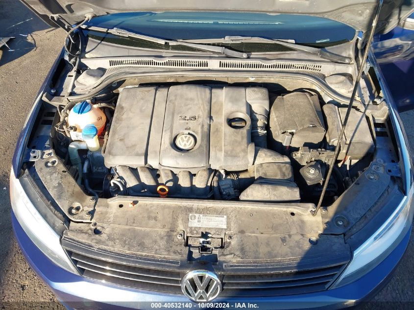 3VWDZ7AJ0BM074121 2011 Volkswagen Jetta 2.5L Se