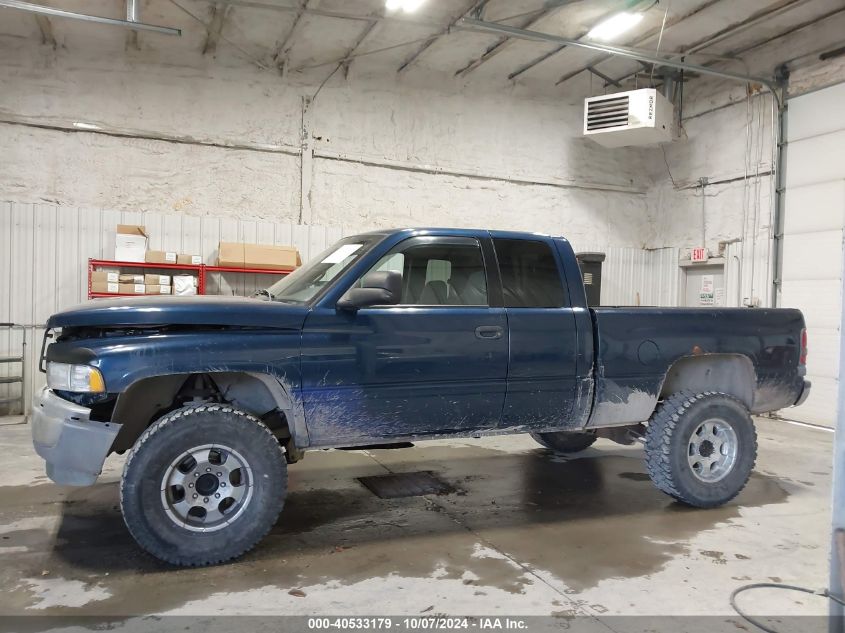 1B7KF23W0YJ164275 2000 Dodge Ram 2500 St