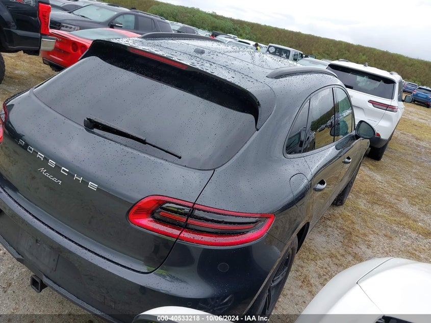 VIN WP1AA2A52JLB09016 2018 PORSCHE MACAN