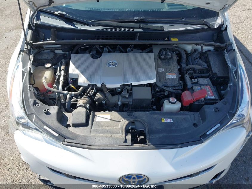 JTDKARFU2H3044418 2017 Toyota Prius Three