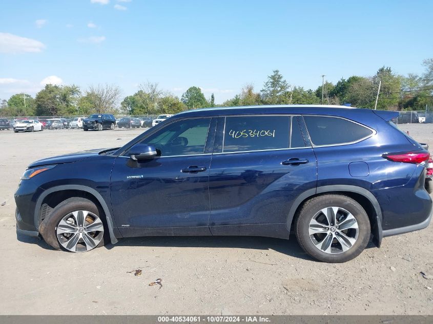 5TDHBRCH5LS513877 2020 Toyota Highlander Hybrid Xle