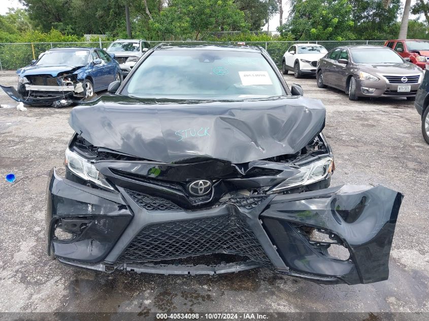 4T1B11HK5JU026276 2018 Toyota Camry L/Le/Xle/Se/Xse