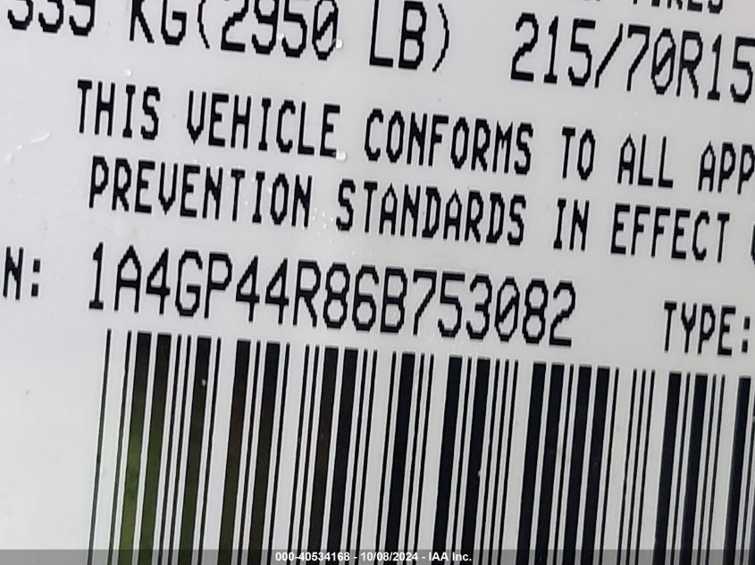 1A4GP44R86B753082 2006 Chrysler Town & Country Lx