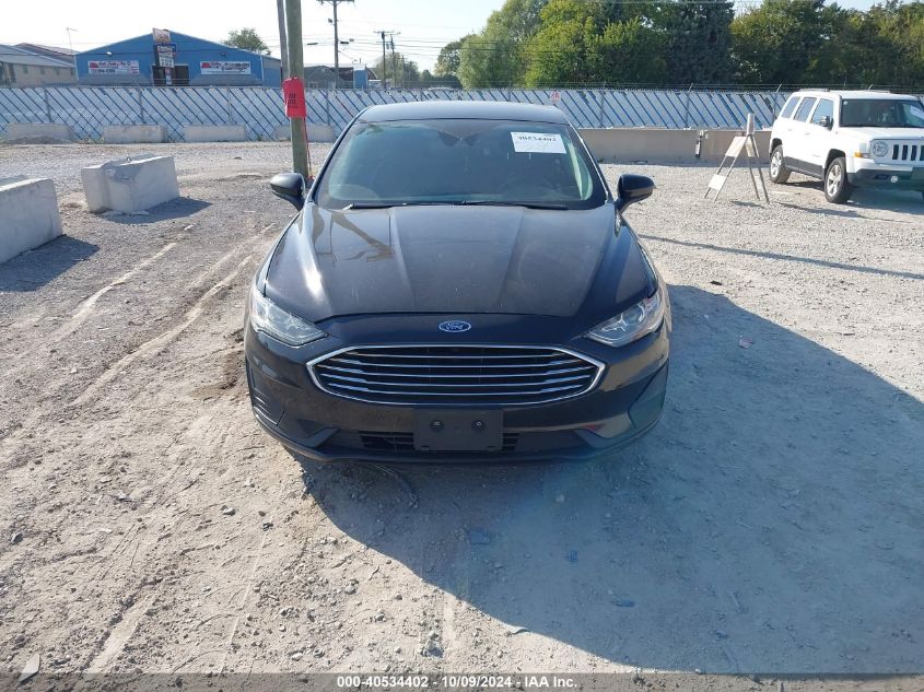 3FA6P0LUXKR119591 2019 Ford Fusion Hybrid Se