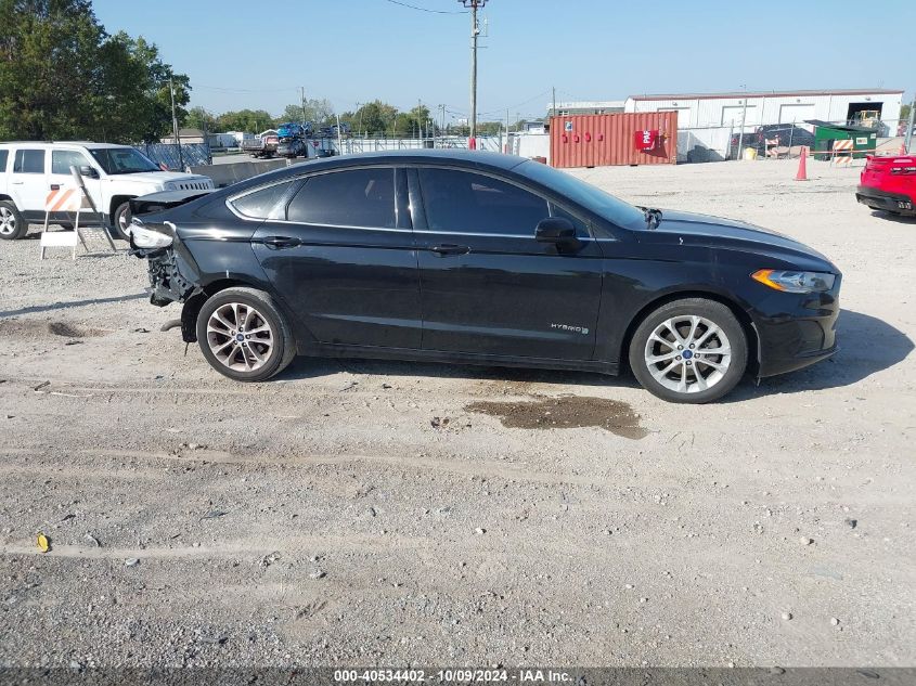 3FA6P0LUXKR119591 2019 Ford Fusion Hybrid Se