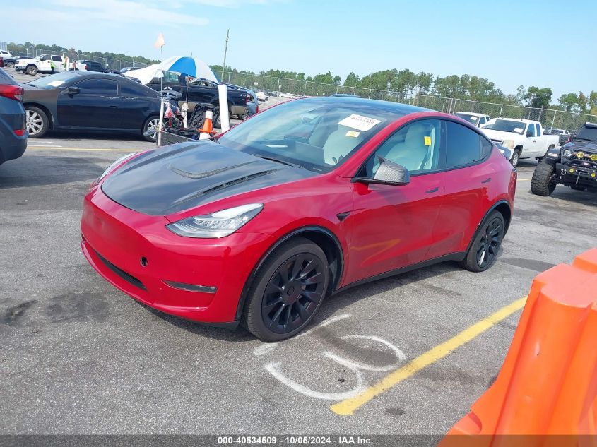 7SAYGDEE4PF707613 2023 TESLA MODEL Y - Image 2