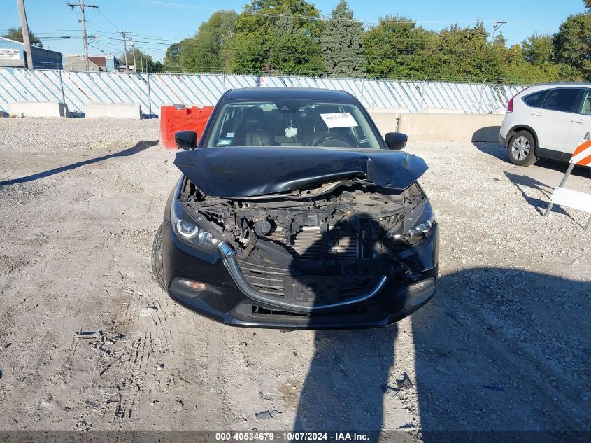 2018 Mazda Mazda3 Touring VIN: 3MZBN1V32JM241282 Lot: 40534679