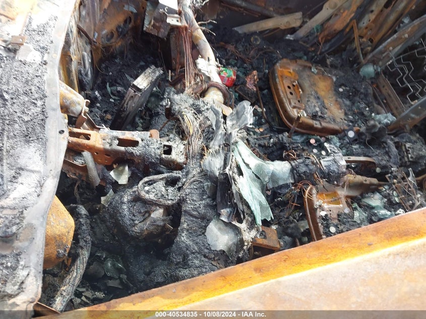 2014 HYUNDAI ELANTRA SE - 5NPDH4AE7EH479670