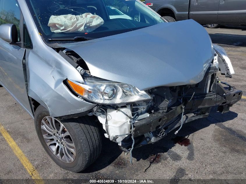 5TDYZ3DC1KS983821 2019 Toyota Sienna Xle Premium 8 Passenger