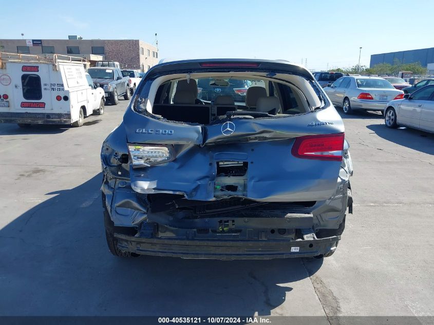 WDC0G4KB3JV069975 2018 Mercedes-Benz Glc 300 4Matic