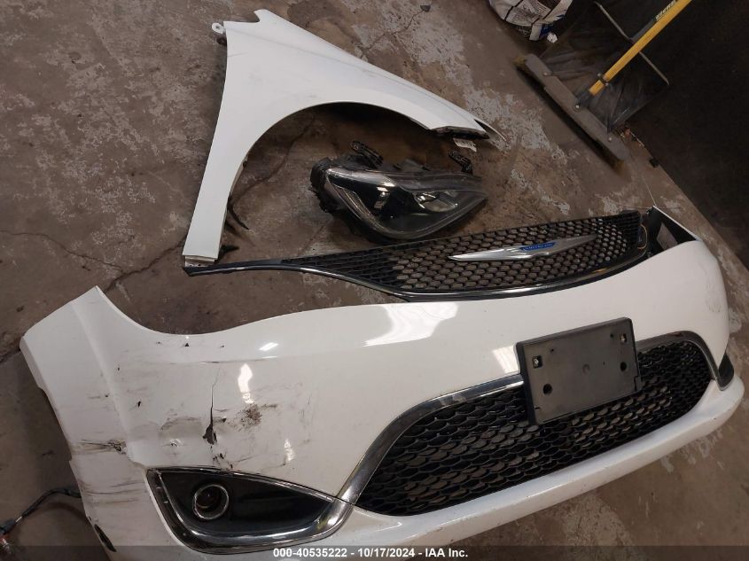 2018 Chrysler Pacifica Touring L Plus VIN: 2C4RC1EG5JR237262 Lot: 40535222