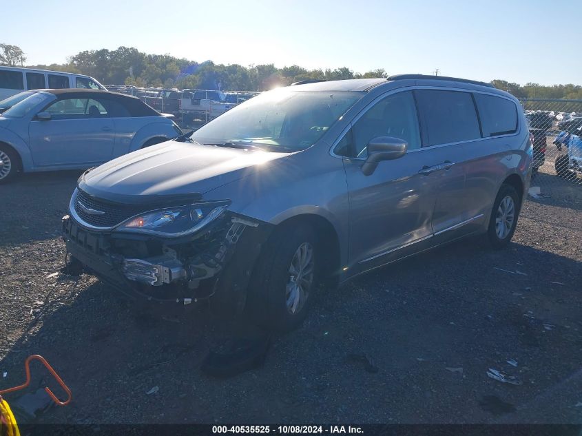 2017 Chrysler Pacifica Touring-L VIN: 2C4RC1BG1HR633994 Lot: 40535525