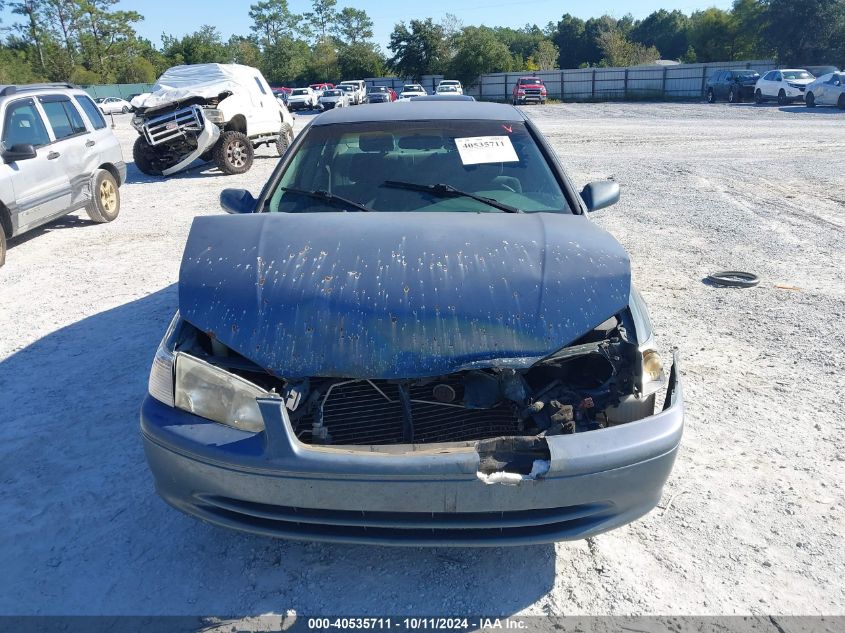 2000 Toyota Camry Ce/Le/Xle VIN: 4T1BG22K2YU975372 Lot: 40535711