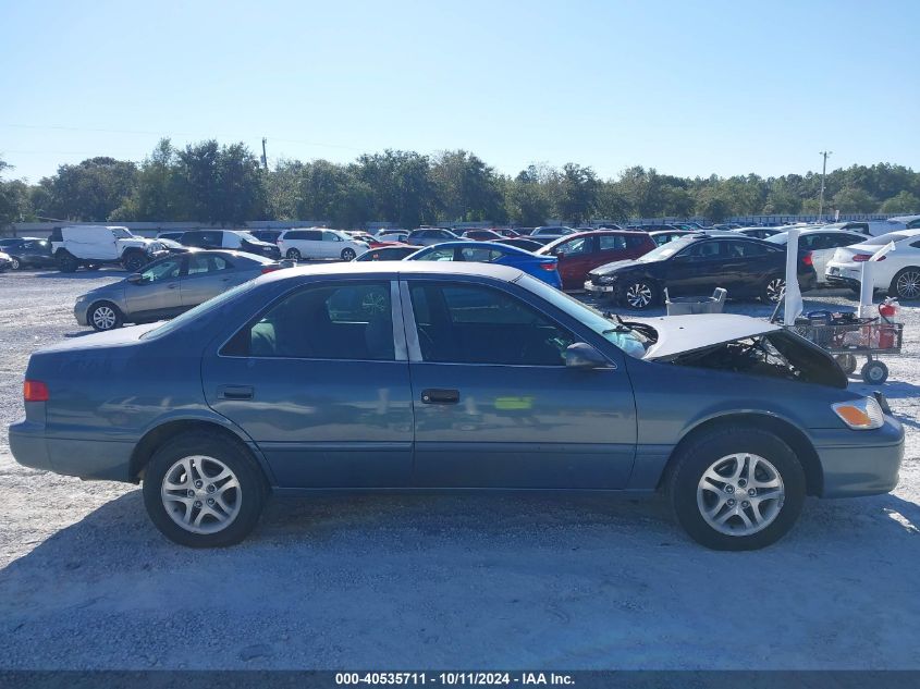 2000 Toyota Camry Ce/Le/Xle VIN: 4T1BG22K2YU975372 Lot: 40535711