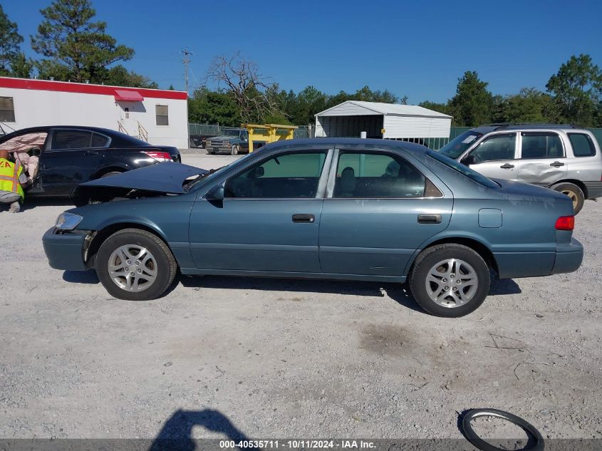 2000 Toyota Camry Ce/Le/Xle VIN: 4T1BG22K2YU975372 Lot: 40535711