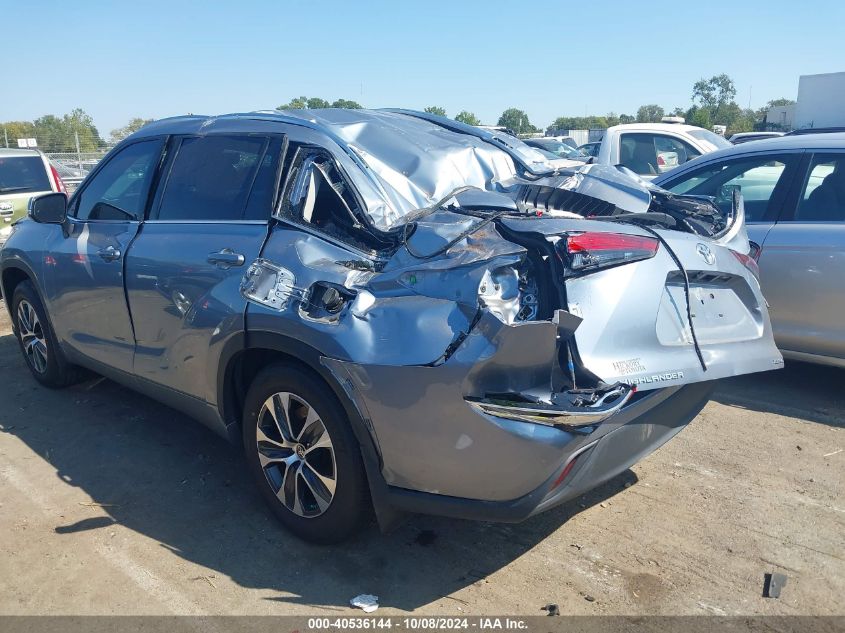 5TDGZRBHXMS095245 2021 Toyota Highlander Xle