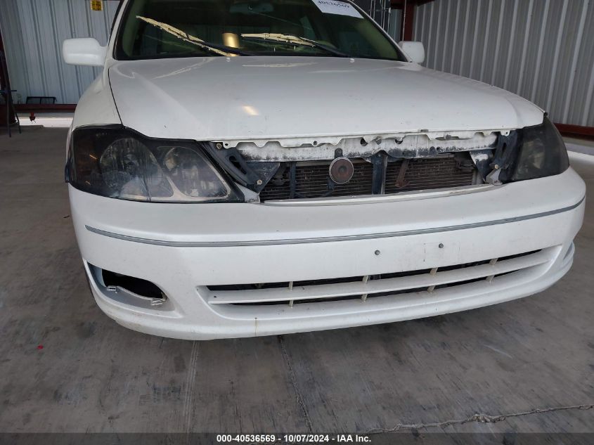 4T1BF28B82U266673 2002 Toyota Avalon Xl