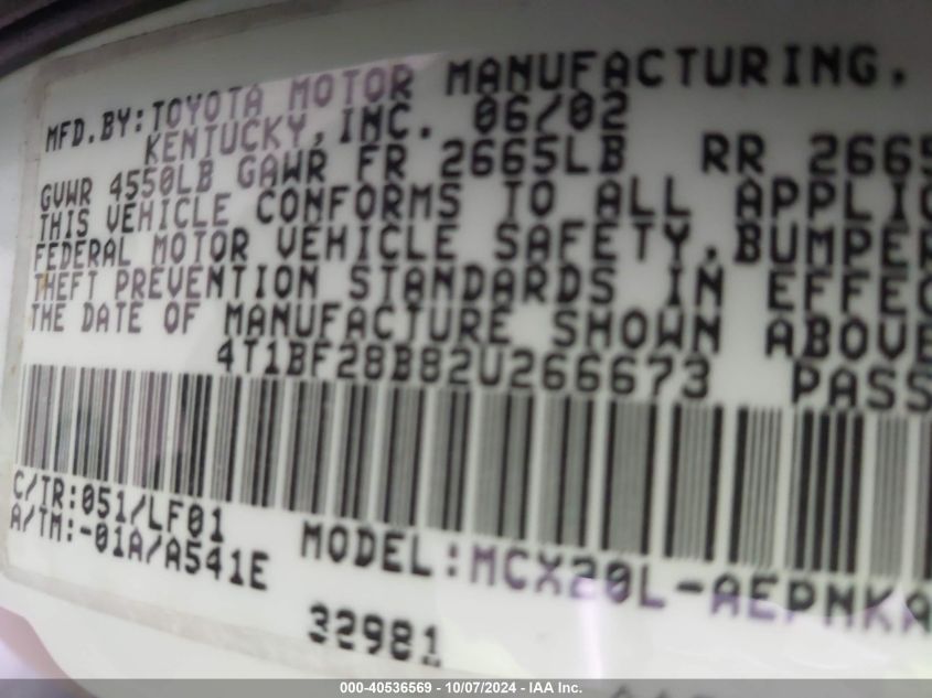 4T1BF28B82U266673 2002 Toyota Avalon Xl