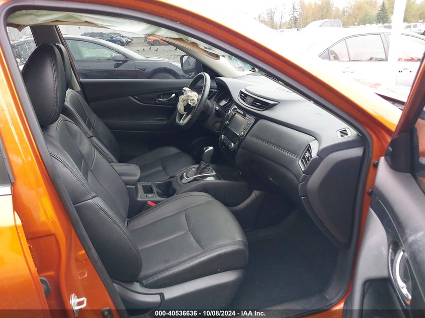 VIN 5N1AT2MV7HC772143 2017 NISSAN ROGUE SL