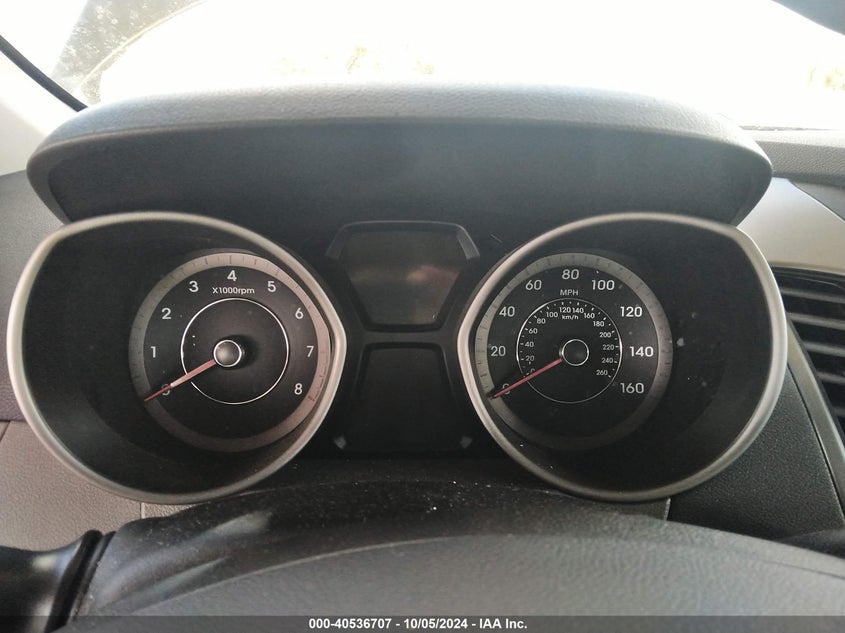 KMHDH4AE1FU413330 2015 Hyundai Elantra Se