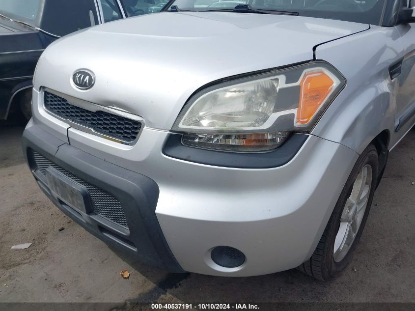 2010 Kia Soul + VIN: KNDJT2A22A7166133 Lot: 40537191