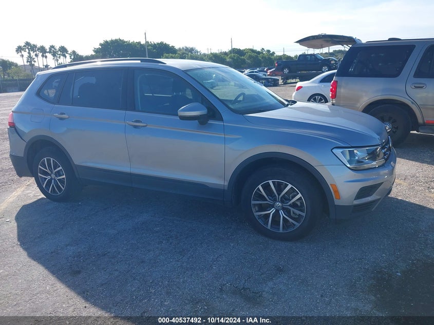 2021 VOLKSWAGEN TIGUAN  (VIN: 3VV1B7AX0MM054597)