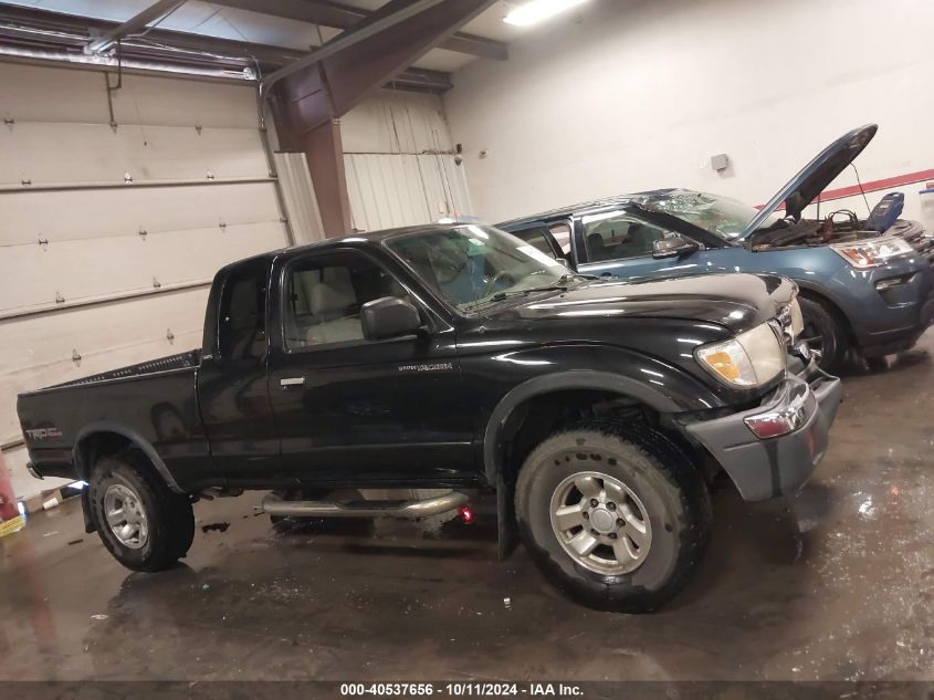 2000 Toyota Tacoma Base V6 VIN: 4TAWN72N3YZ578156 Lot: 40537656