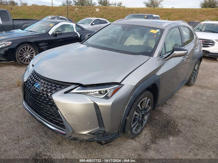 VIN JTHX3JBH8M2032220 2021 Lexus UX 200 no.2