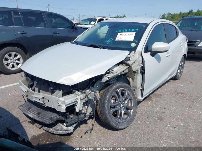 3MYDLBYV9KY519028 2019 Toyota Yaris Le