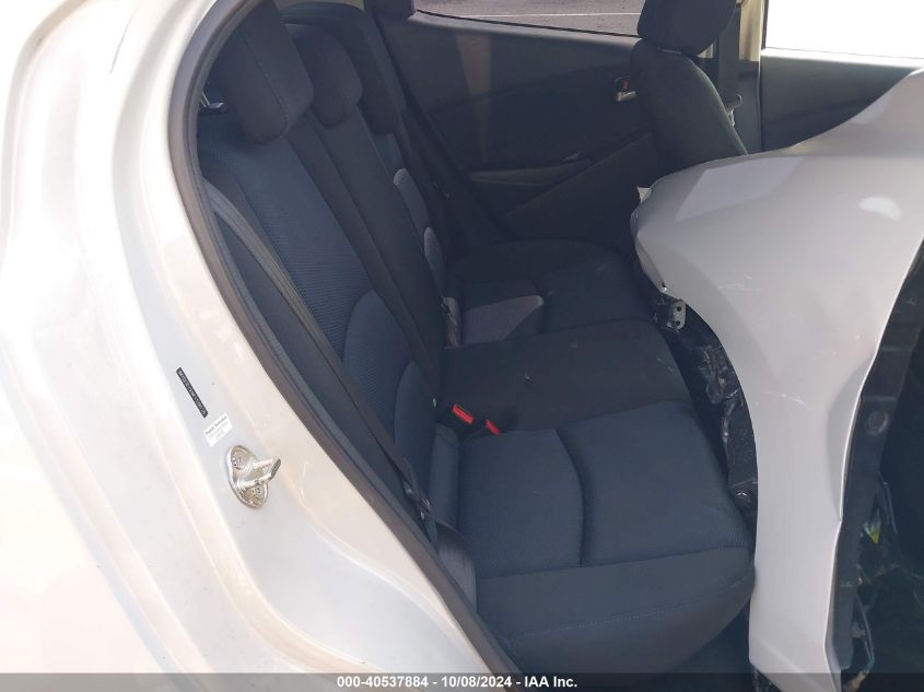 3MYDLBYV9KY519028 2019 Toyota Yaris Le