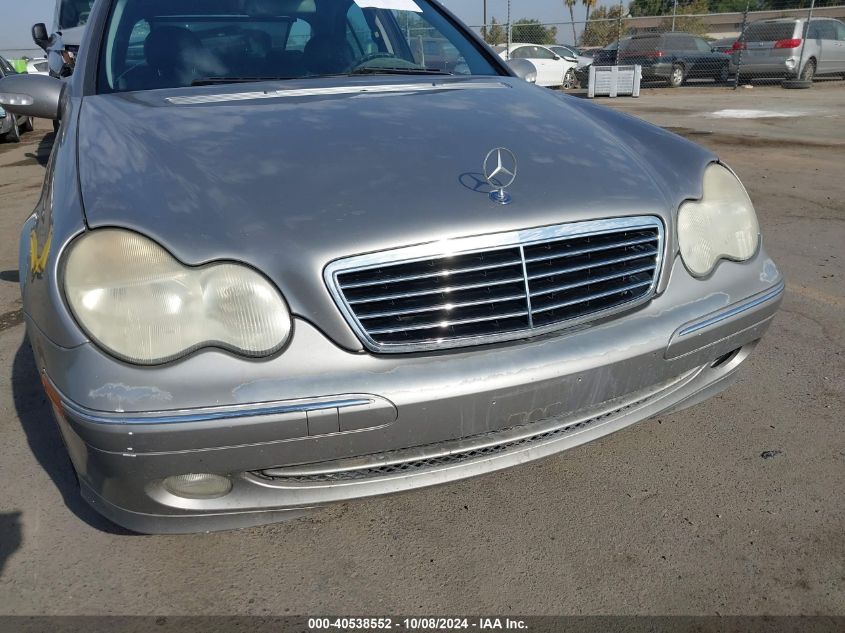 2004 Mercedes-Benz C 230 Kompressor Sport/Sport VIN: WDBRF40J44F472502 Lot: 40538552