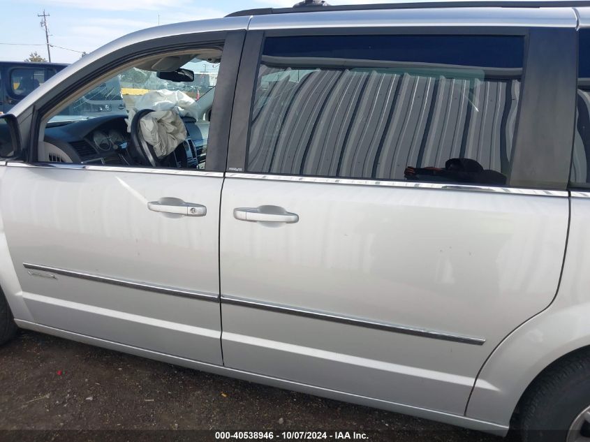 2A4RR5D17AR298920 2010 Chrysler Town & Country Touring