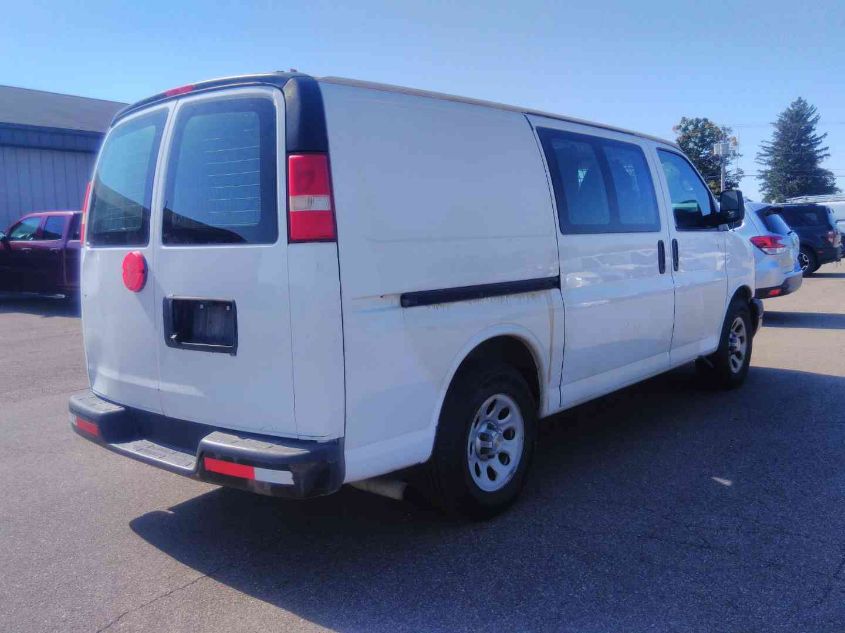 2014 Chevrolet Express 1500 Work Van VIN: 1GCSGAFX1E1153745 Lot: 40539503