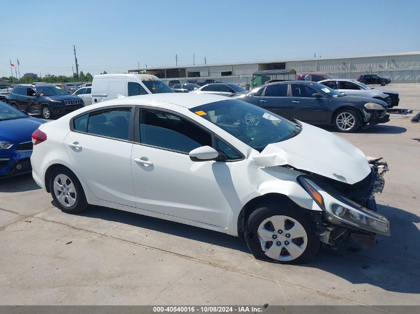 2017 Kia Forte Lx VIN: 3KPFK4A7XHE016765 Lot: 40540016